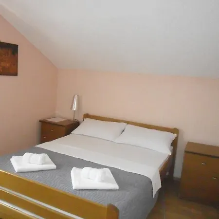 Apartments Villa Marija Gornji Karin Room photo